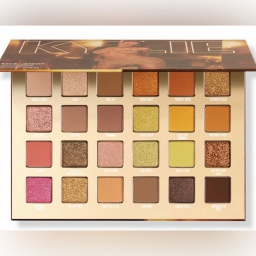 KYLIE COSMETICS
24K Birthday Collection Pressed Powder Palette - Picture 12 of 16